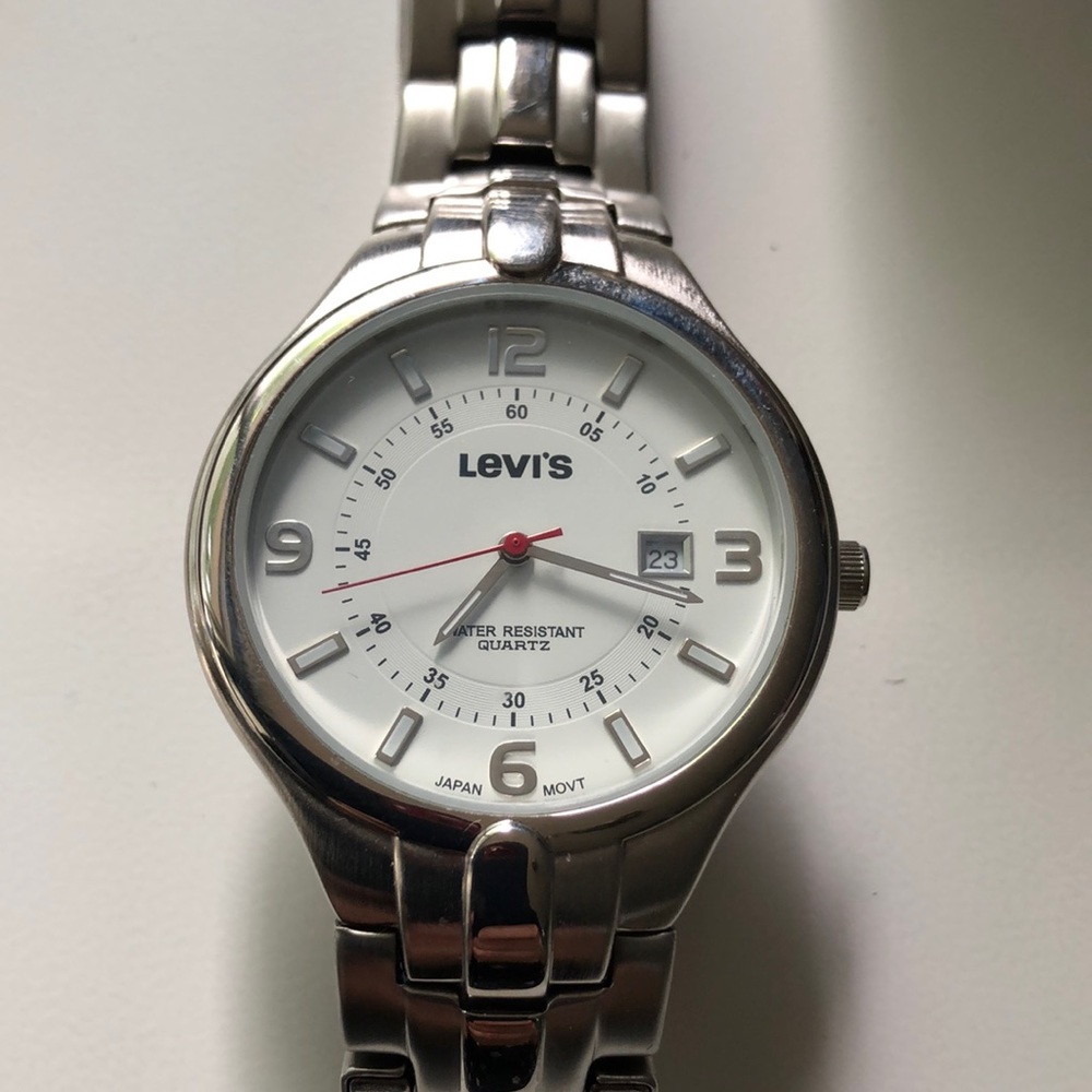 EUC Levi's watch in original box